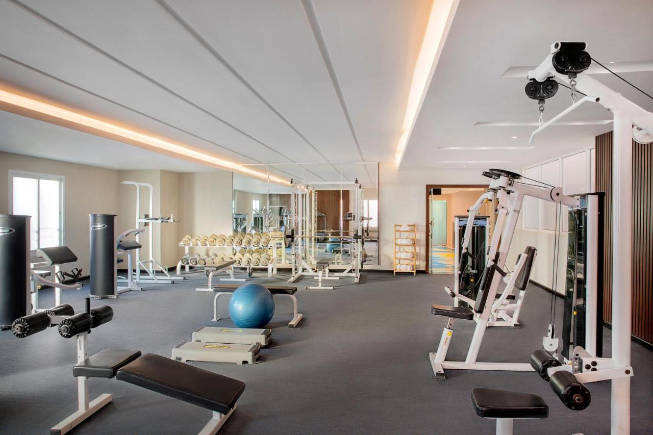 Hotel Voco Al Khobar By Ihg Zewnętrze zdjęcie The gym at the hotel