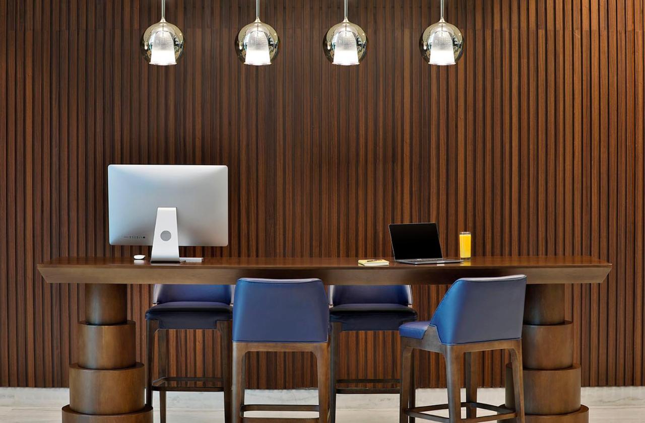 Hotel Voco Al Khobar By Ihg Zewnętrze zdjęcie Business Center