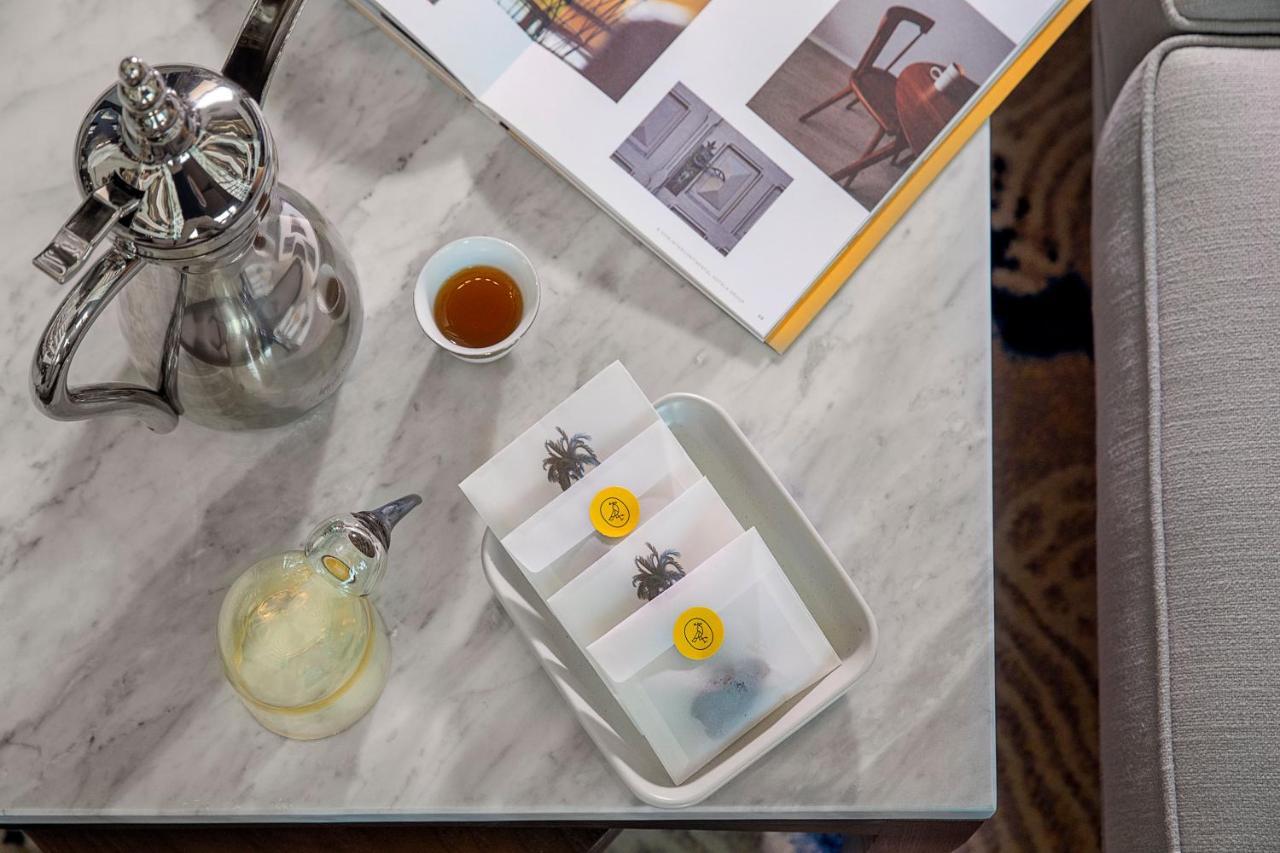 Hotel Voco Al Khobar By Ihg Zewnętrze zdjęcie A set of three tea bags