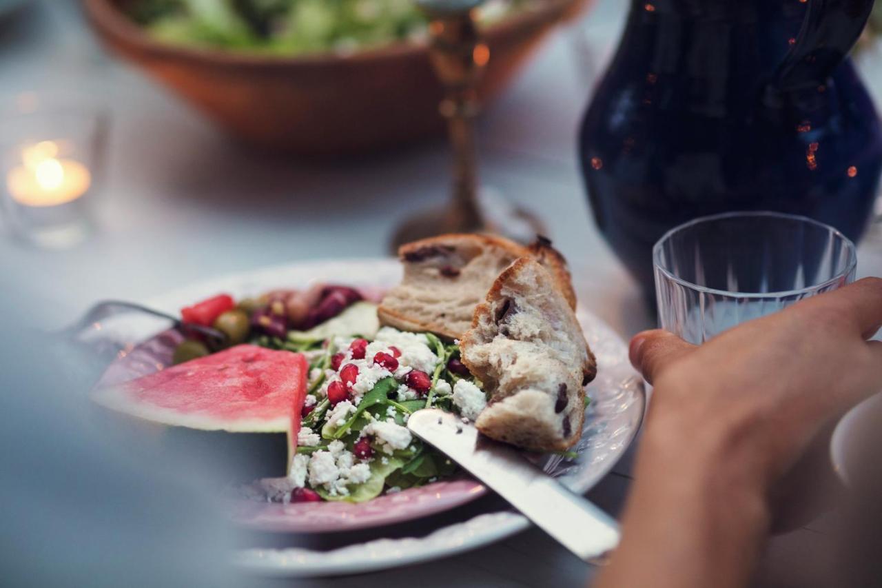 Hotel Voco Al Khobar By Ihg Zewnętrze zdjęcie A Greek salad